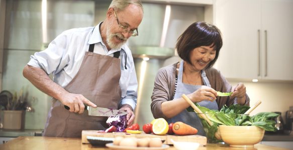 Benefits Of Good Nutrition and Eating Healthy For Seniors
